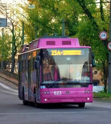 Школьники Кременчуга в первый день осени будут ездить по городу бесплатно