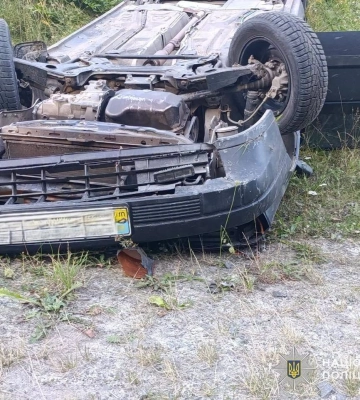 Смертельна ДТП на Золочівщині: пасажир загинув, водія госпіталізували