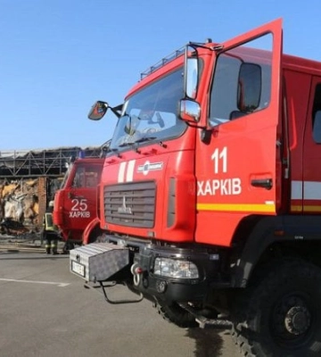 Загарбники атакували торговельний центр у Харкові