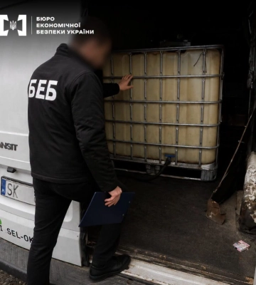 На Одещині суд виніс вирок організатору нелегальних АЗС на колесах