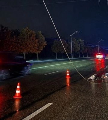 Водій скутера загинув через обірваний дріт: поліція Кривого Рогу відкрила кримінальне провадження