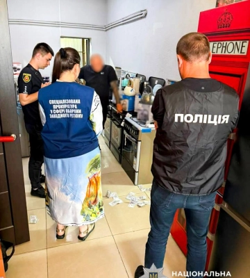 На Рівненщині викрили схему незаконного «вирішення» питань із мобілізацією