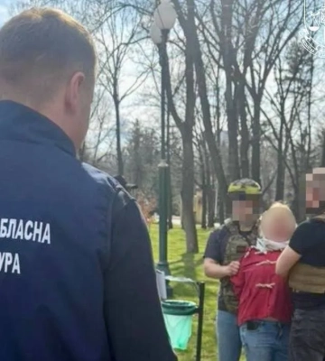 Агентка РФ прятала телефон в пачке из-под сока, чтобы следить за военными эшелонами