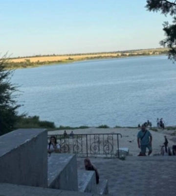 Тіло виявили через три дні: у Кривому Розі під час відпочинку на пляжі потонув 30-річний чоловік