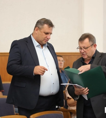 Сесія Кіровоградської обласної ради в обличчях (ФОТО)