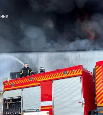 Авіація ГУР допомогла ДСНС ліквідувати пожежі на Київщині після атаки РФ
