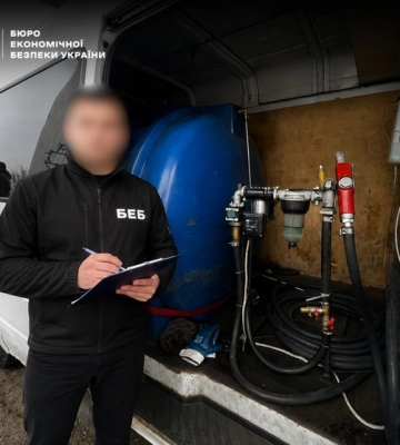 Заправки без дозволів: суд виніс вирок продавцю нелегального пального на Одещині