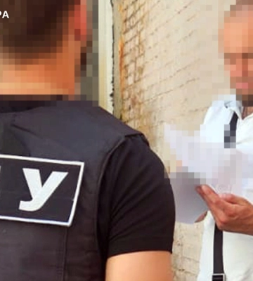 На Чернігівщині директора товариства підозрюють у фіктивному бронюванні працівників