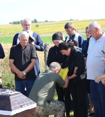 Злетів з дороги: у Камінь-Каширському районі загинув юний мотоцикліст