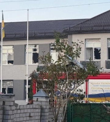 Двоє людей поранені внаслідок ранкових ударів по Києву. Ворог продовжує удари
