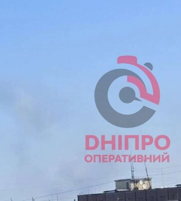 В Днепре прогремела серия взрывов во время тревоги: жителей просят оставаться в укрытиях