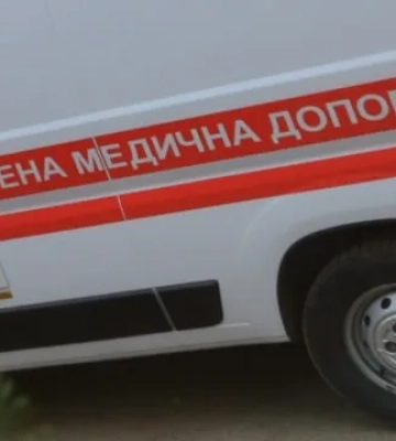 Российские дроны атаковали Херсон, двое мужчин получили ранения