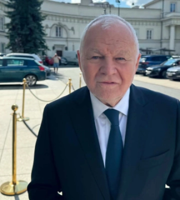 Польщі та Україні потрібно «очистити» минуле й рухатися далі - експрем'єр-міністр РП