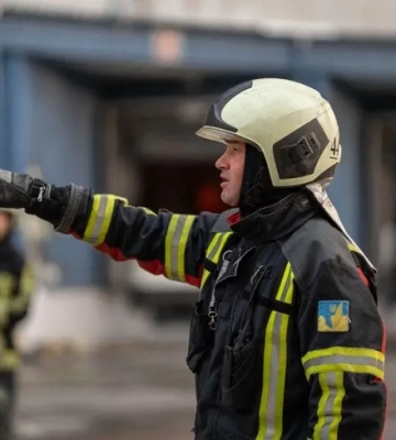 Атака РФ на Київ 29 серпня: загинула дворічна дівчинка, 12 постраждалих