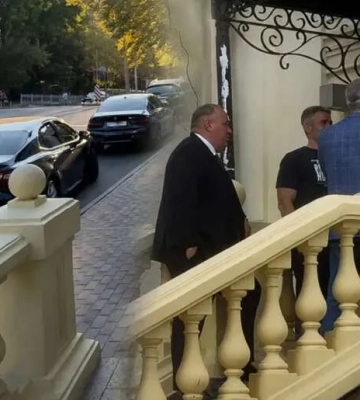 Праздновали отставку во время обстрела Киева: что известно о банкете ВРП