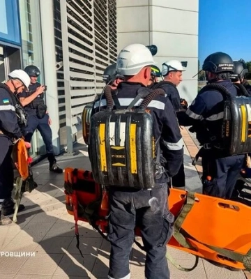 Удар рф по торговому центру Кривого Рога: один человек погиб, еще 12 пострадали