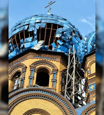 Росіяни пошкодили храм московської церкви в Сумах