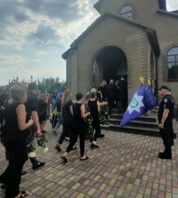 У Житомирі попрощалися з трьома поліцейськими, які загинули внаслідок російського удару
