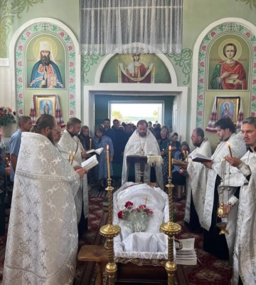 На Волині попрощалися зі священником