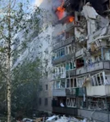 Російські війська 30 разів обстріляли Донеччину, у Слов’янську та Краматорську горіли багатоповерхівки
