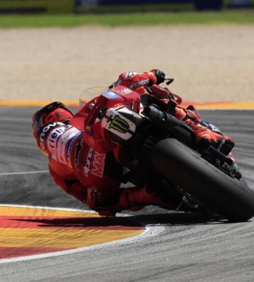 Семиразовий чемпіон MotoGP виграв Гран-прі Арагону