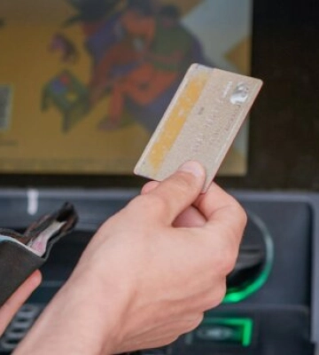 Мінімальна зарплата з вересня — 8647 грн, на руки — 6658 грн