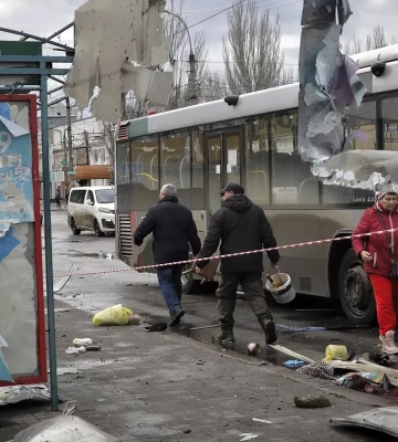 РФ атакувала лікарню в Херсоні: є поранені