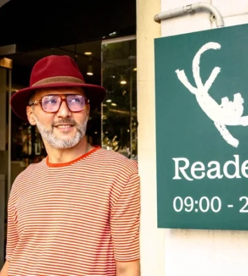 «Работаем практически круглосуточно». Основатель книжного магазина Readeat рассказал об этапах возобновления работы после атаки РФ на склады