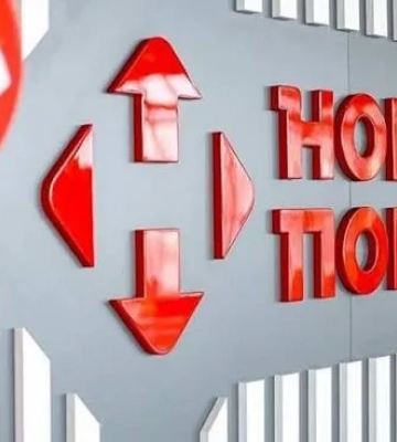 Відео: Росіяни знищили склад Нової пошти в Одесі