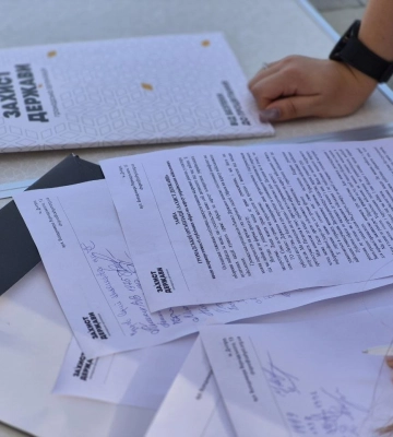 «Не робіть армію мішенню»: у Дніпрі ветерани та активісти вийшли на захист військових