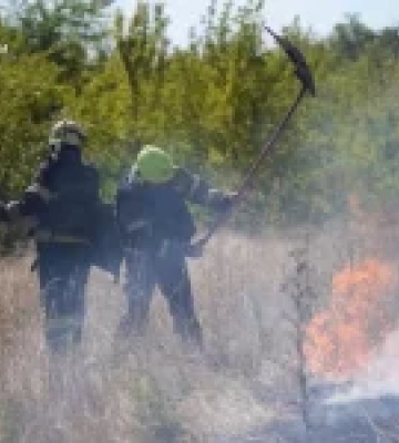 Внаслідок російського обстрілу на Одещині пошкоджено АЗС