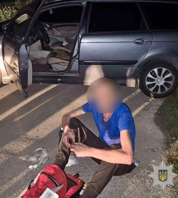 У Дніпрі чоловік намагався вкрасти авто та потрапив у ДТП