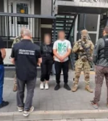 На Львівщині викрили схему фальшивих свідоцтв для незаконного виїзду за кордон