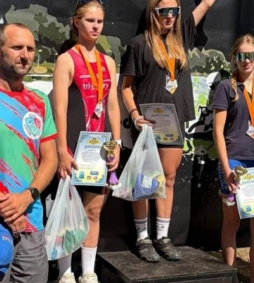 Кам’янські триатлети вибороли низку медалей на чемпіонатах України та області