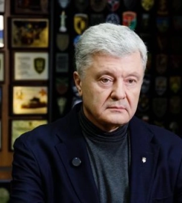 Порошенко вимагає від влади план життя для Києва в умовах тривог: Києву потрібен чіткий план, а не слова про незламність. ВIДЕО