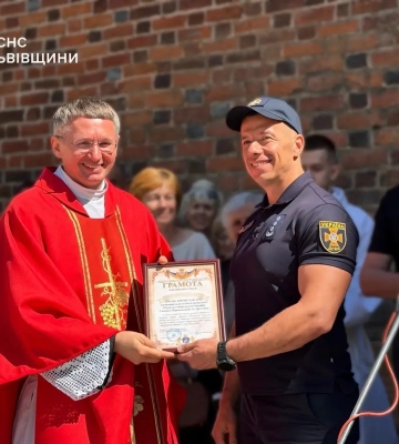У Дрогобичі священник об’єднав парафіян у добровільну пожежну команду