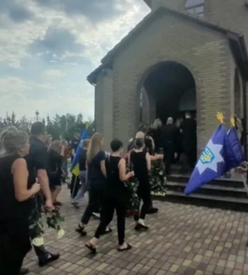 У Житомирі попрощалися з трьома поліцейськими, які загинули під час удару рф