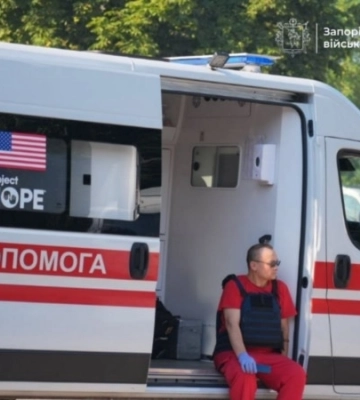 Российские дроны дважды за вечер ударили по маршруткам в Запорожье