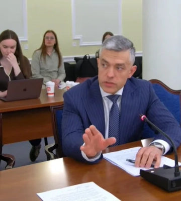 Правительство прекратило полномочия главы наблюдательного совета Сенс Банка Гладышенко