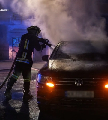 На Кіровоградщині палали автівки