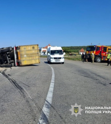 У Білгород-Дністровському районі сталася ДТП: загинув водій легковика