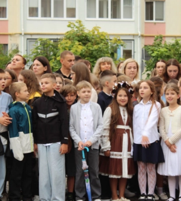 У Луцьку пролунав перший дзвінок: як це було у ліцеї №27
