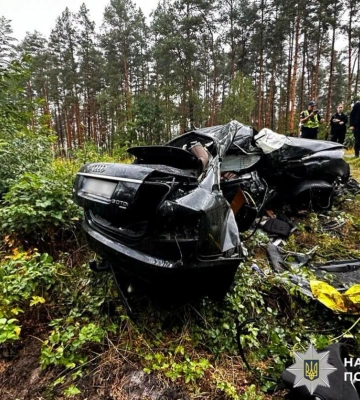 Зіткнулися дві Audi: на Сарненщині у ДТП загинула 21-річна водійка (ФОТО)