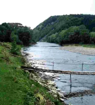 В Калуше из-за меления реки воду будут подавать по графику