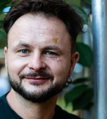 «Нова пошта» відповіла на скаргу актора через мовний конфлікт із працівниками