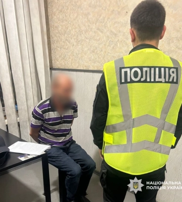 На Харківщині у власній оселі померла нещадно побита жінка