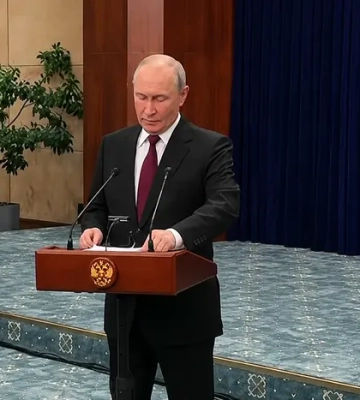 «Переговори зараз заморожені»: Путін зробив заяву про Україну