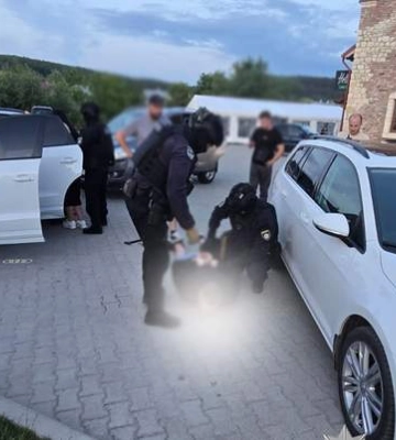 Трансфер из Бережан в сторону границы не уехал, хотя за него дали задаток