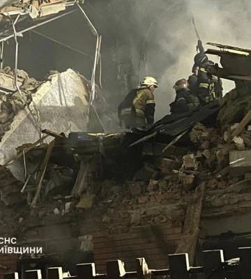 Російські атаки на Київщину тривають шосту добу поспіль: серед постраждалих дитина