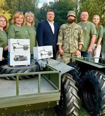 Військові замовили "тарганів": витривалі роботизовані машини "Тарган 200" вже відправилися на передову